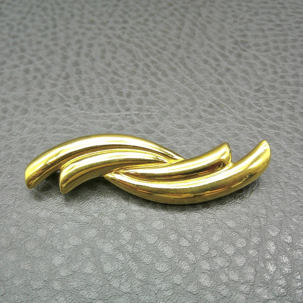 Vintage Monet Brooch Gold Tone Twisted‎ Ribbon Pin Signed Costume Jewelry 2 Inch